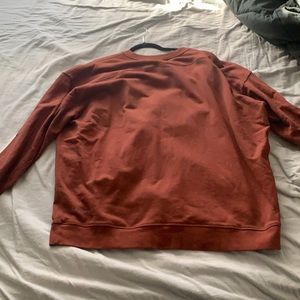 Perfectly oversized crew